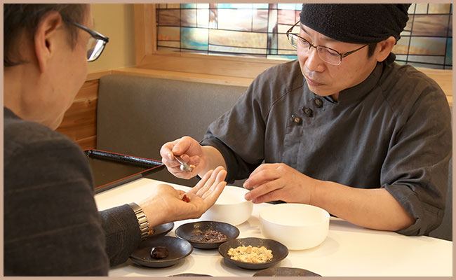 試食